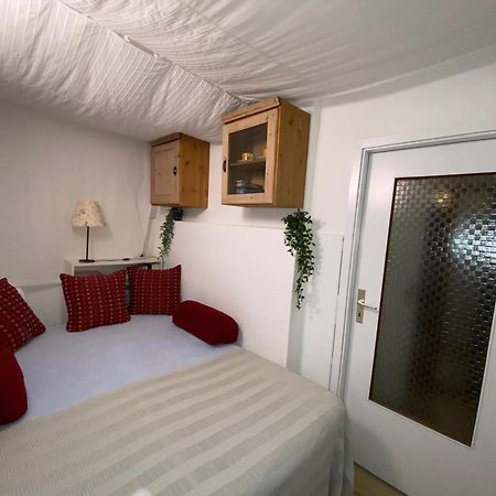 Fiala Home Neumunster Bagian luar foto